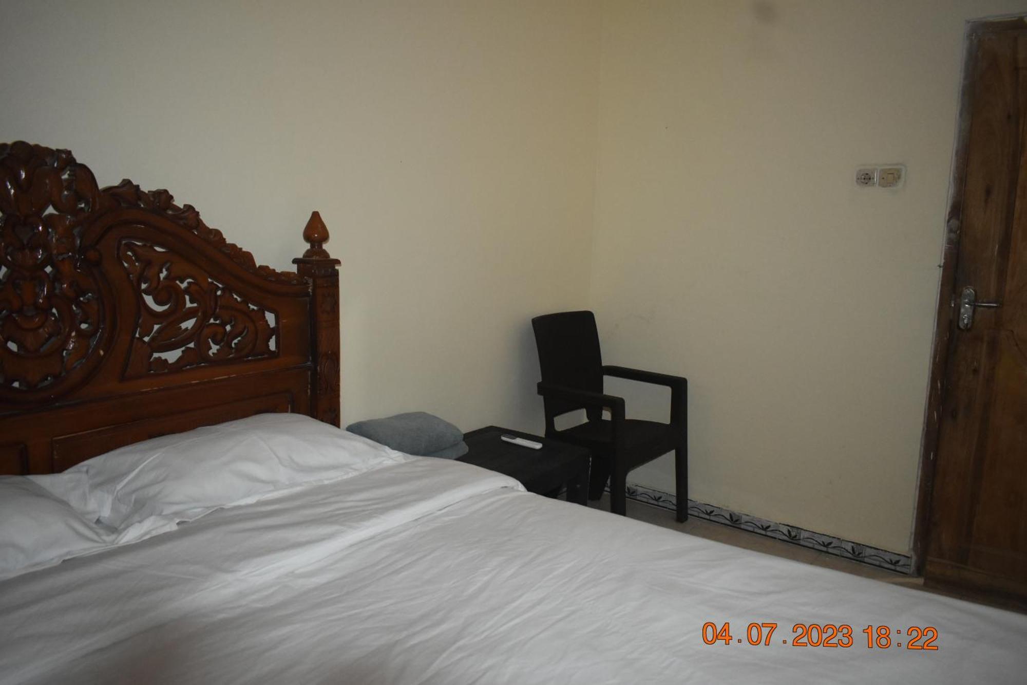 Four-G Home Stay & Komodo Tour Labuan Bajo Exterior photo